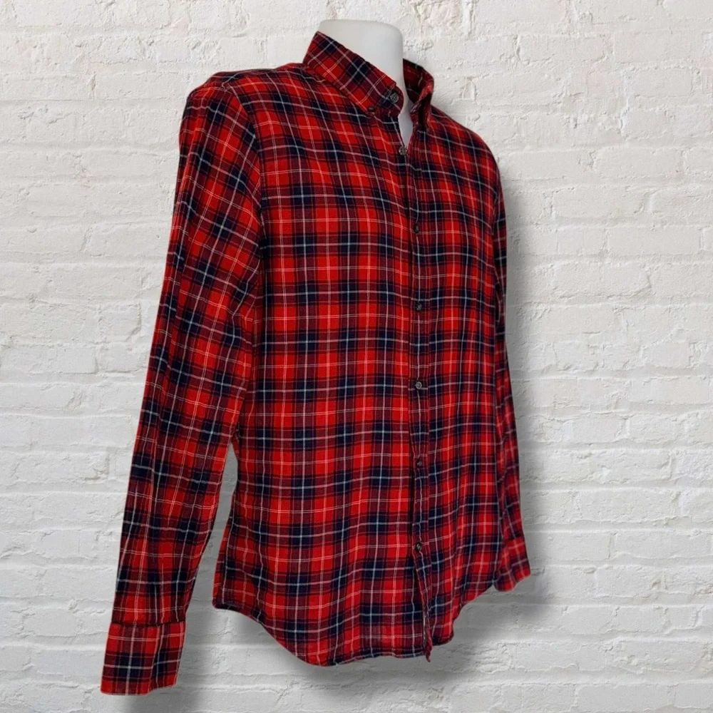 Banana Republic Slim Fit Plaid Flannel Shirt Red Navy Check Cotton Medium